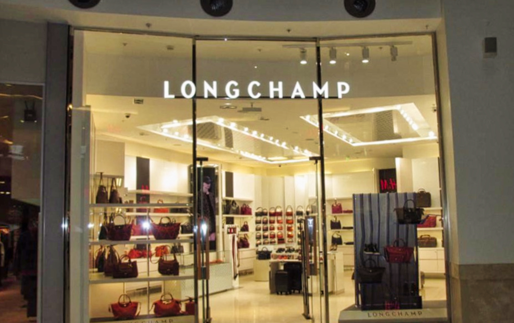 longchamp%202.jpeg
